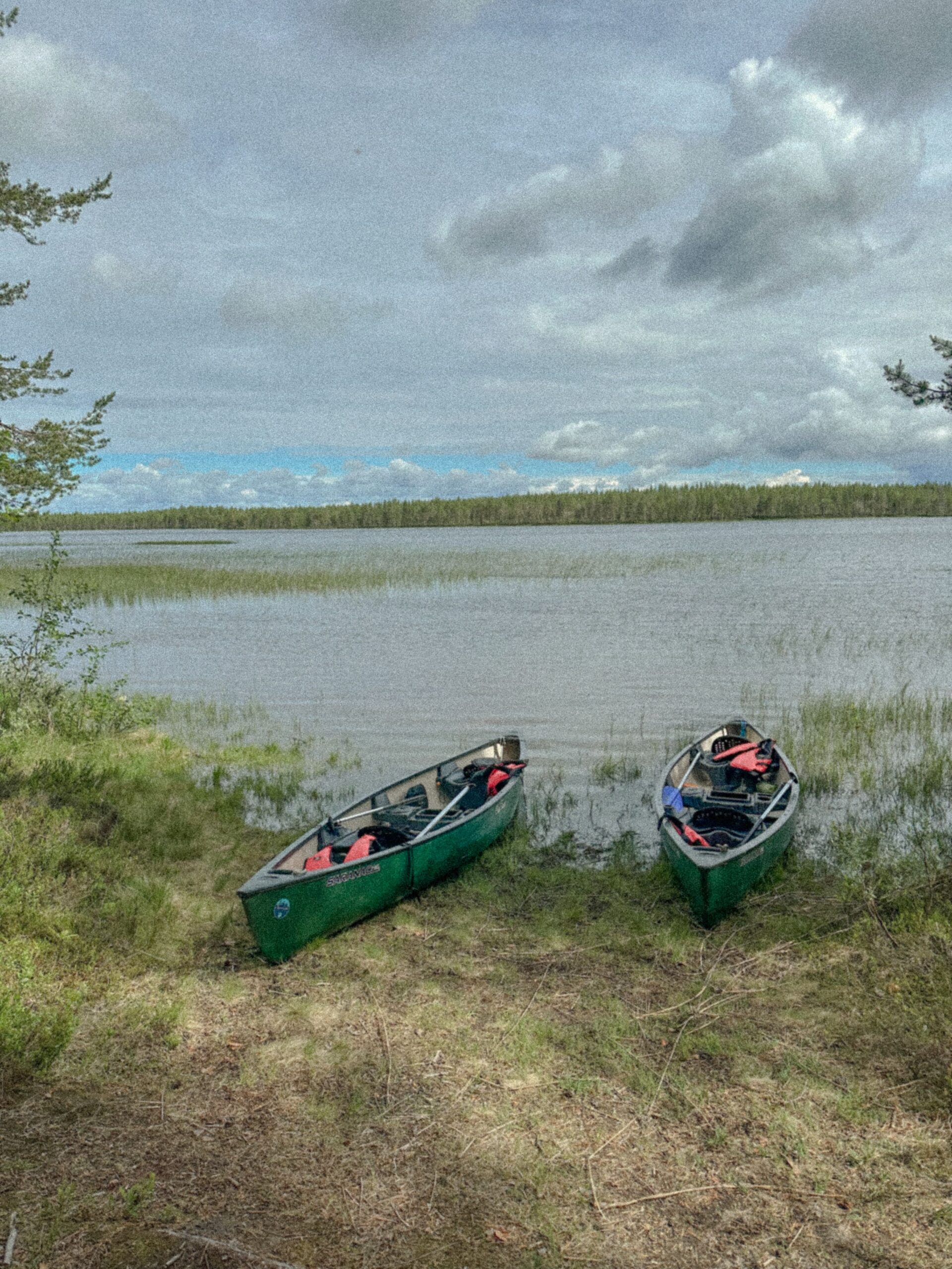 radonnée en canoë bord du lac d'Hossa Finlande